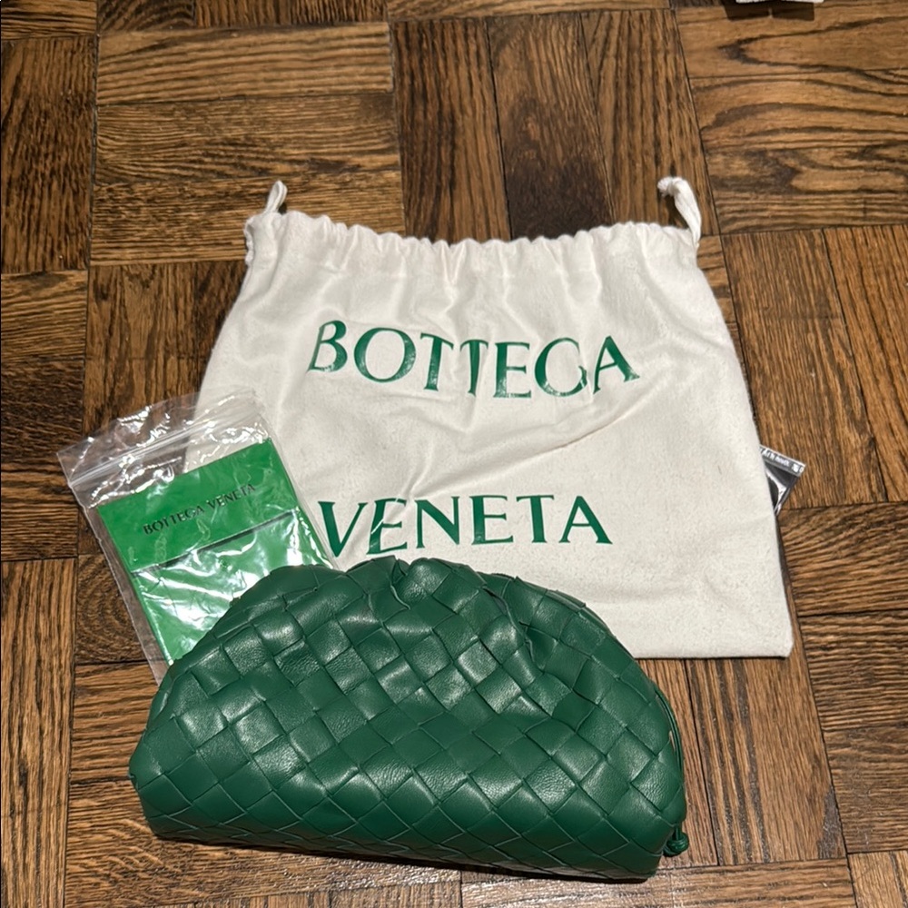 Bottega Veneta Green Woven Clutch